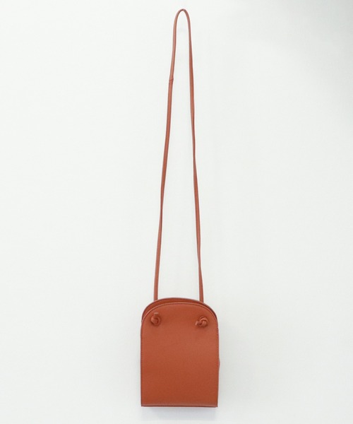 archives(アルシーヴ)の「合皮ラウンド紐ショルダー(ショルダーバッグ・レディース・ブラック/ベージュ/オレンジ・FREE)」の3枚目の写真