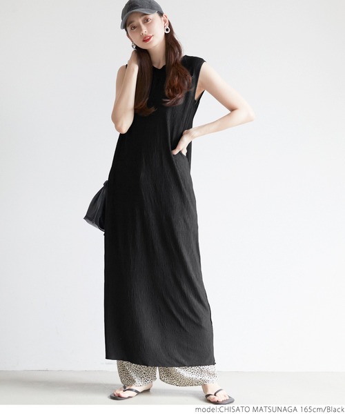 coca（coca）（コカ）の「細プリーツワンピース（ワンピース・レディース・ブラック/グレー系その他・ONE SIZE）」の3枚目の写真