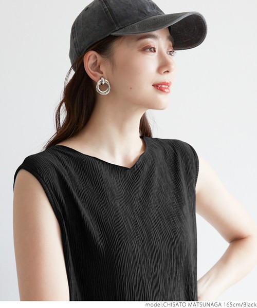 coca（coca）（コカ）の「細プリーツワンピース（ワンピース・レディース・ブラック/グレー系その他・ONE SIZE）」の5枚目の写真