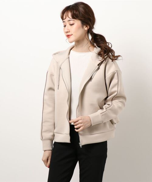 INTERPLANET（インタープラネット）の「ボンディングＢＡＣＫフリルパーカー（パーカー・レディース・ベージュ/グレイッシュベージュ/チャコールグレー・FREE）」の3枚目の写真