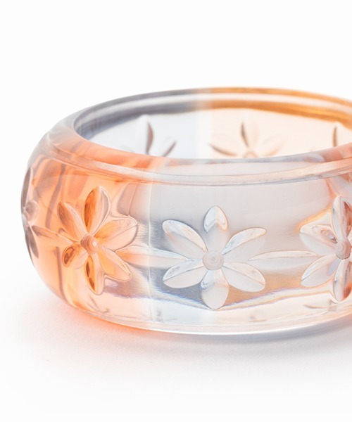 Casselini（キャセリーニ）の「カットワークアクリルバングル（バングル/リストバンド・レディース・アイボリー/ピンク/ブルー・FREE）」の7枚目の写真