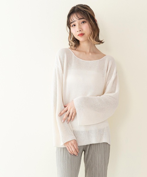 INNOCENT BLUE（イノセントブルー）の「【innocent blue/イノセントブルー】スカシアミニットトップス　フレアスリーブ　ビッグシルエット（Tシャツ/カットソー・レディース・ブラック/アイボリー/ライトベージュ/パープル/ライトブラウン/ブルー・MEDIUM）」の4枚目の写真