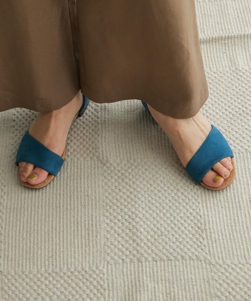 URBAN RESEARCH DOORS(アーバンリサーチドアーズ)の「セパレートフラットサンダル(サンダル・レディース・ブラック/パープル/ブラウン系その他/ブルー系その他/ライトベージュ・38/36/37)」の11枚目の写真