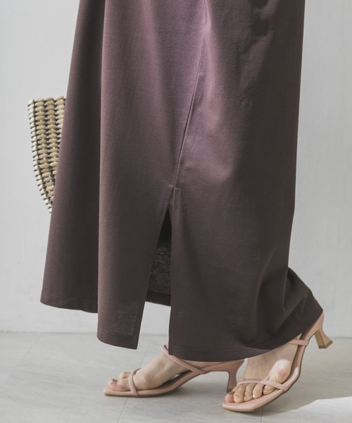 Goodwear(Since1983)（グッドウェア）の「Goodwear　LOOSE FIT MAXI ONE-PIECE（ワンピース・レディース・ボルドー/ベージュ系その他/チャコールグレー・-）」の5枚目の写真