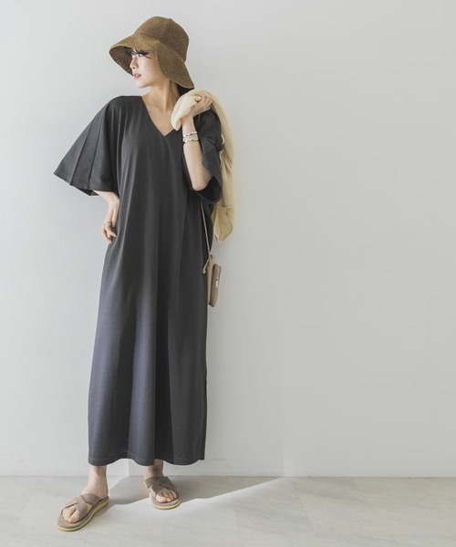 Goodwear(Since1983)（グッドウェア）の「Goodwear　LOOSE FIT MAXI ONE-PIECE（ワンピース・レディース・ボルドー/ベージュ系その他/チャコールグレー・-）」の15枚目の写真