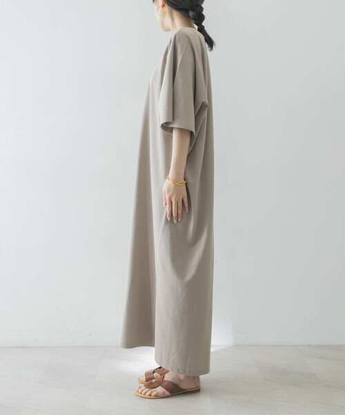 Goodwear(Since1983)（グッドウェア）の「Goodwear　LOOSE FIT MAXI ONE-PIECE（ワンピース・レディース・ボルドー/ベージュ系その他/チャコールグレー・-）」の21枚目の写真