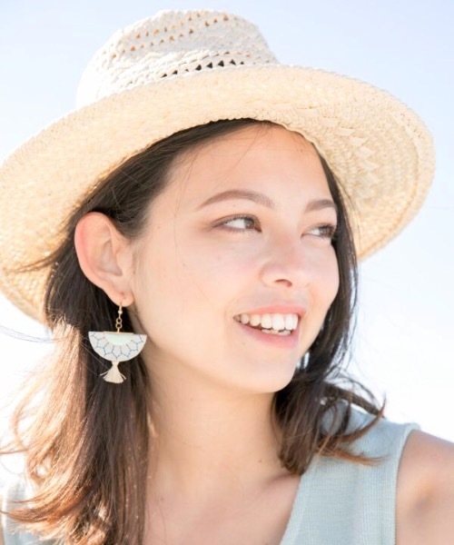 チャイハネ（チャイハネ）の「【チャイハネ】プフ刺繍ピアス（ピアス（両耳用）・レディース・ブラック/ナチュラル・FREE）」の3枚目の写真