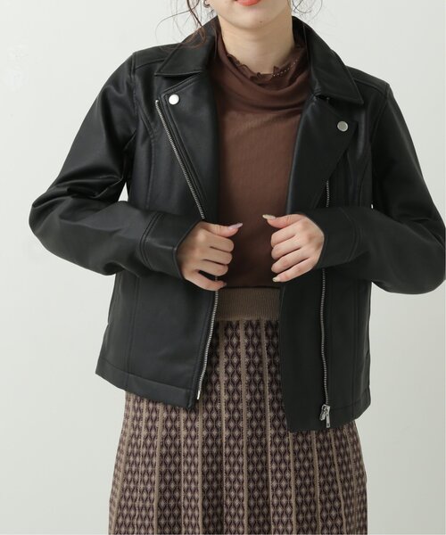 RAY CASSIN（レイカズン）の「ライダースジャケット（ブルゾン・レディース・ブラック/モカ・FREE）」の3枚目の写真