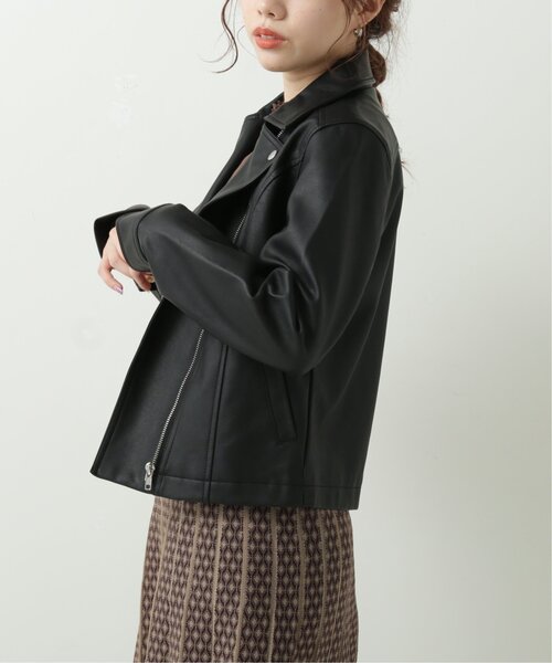 RAY CASSIN（レイカズン）の「ライダースジャケット（ブルゾン・レディース・ブラック/モカ・FREE）」の4枚目の写真