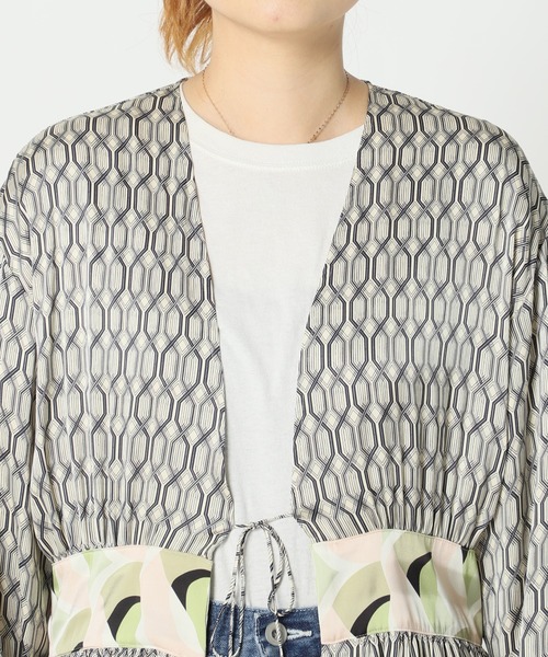 JOURNAL STANDARD（ジャーナルスタンダード）の「【Ayumi.HｘJOURNALSTANDARD】ドッキングプリントガウン◆（ワンピース・レディース・グリーン・FREE）」の8枚目の写真