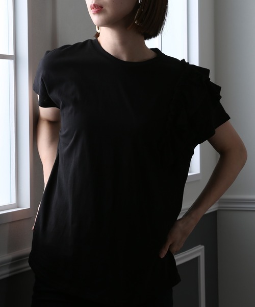 ElegChic（エレグシック）の「アシンメトリーフリルTシャツ（Tシャツ/カットソー・レディース・ホワイト/ブラック/ピンクベージュ・4L/XL/M）」の7枚目の写真