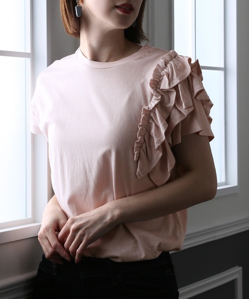ElegChic（エレグシック）の「アシンメトリーフリルTシャツ（Tシャツ/カットソー・レディース・ホワイト/ブラック/ピンクベージュ・4L/XL/M）」の18枚目の写真