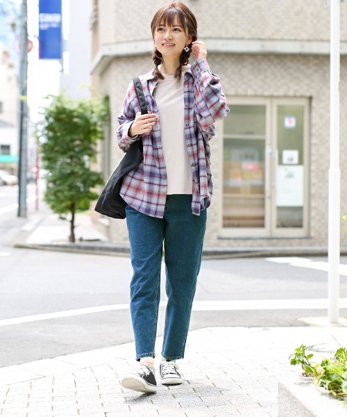 EDWIN(エドウィン)の「EDWINコラボデニムパンツ【EDWIN×チチカカ】(デニムパンツ・レディース・ネイビー/ブルー・MEDIUM/LARGE)」の3枚目の写真