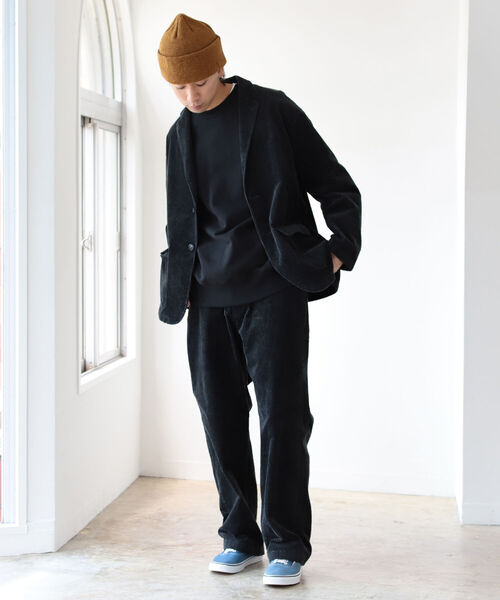 BEAMS(ビームス)の「BEAMS / ワイド コーデュロイ パンツ(その他パンツ・メンズ・チャコールグレー/ブラウン・LARGE/MEDIUM/SMALL/X-LARGE)」の3枚目の写真