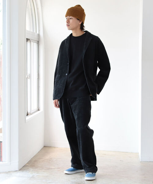 BEAMS(ビームス)の「BEAMS / ワイド コーデュロイ パンツ(その他パンツ・メンズ・チャコールグレー/ブラウン・LARGE/MEDIUM/SMALL/X-LARGE)」の4枚目の写真