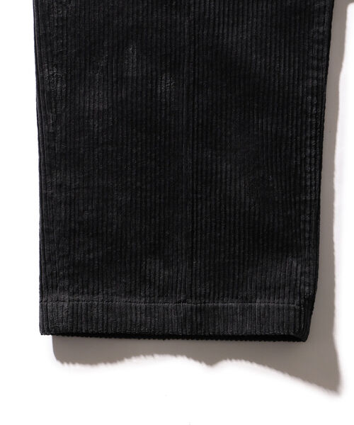 BEAMS(ビームス)の「BEAMS / ワイド コーデュロイ パンツ(その他パンツ・メンズ・チャコールグレー/ブラウン・LARGE/MEDIUM/SMALL/X-LARGE)」の14枚目の写真