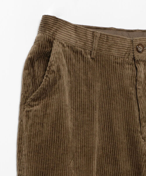 BEAMS(ビームス)の「BEAMS / ワイド コーデュロイ パンツ(その他パンツ・メンズ・チャコールグレー/ブラウン・LARGE/MEDIUM/SMALL/X-LARGE)」の8枚目の写真