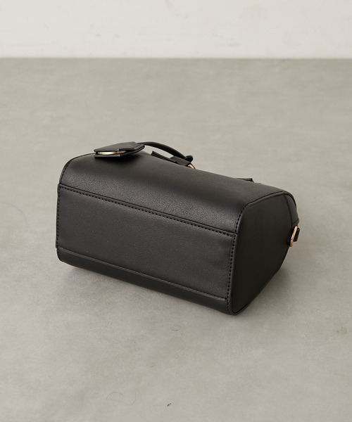 Chico(チコ)の「【新色追加】アソートミニボストンショルダー(ショルダーバッグ・レディース・ブラウン/ブラック/ゼブラ/ブラック系その他/アイボリー/ピンク・FREE)」の14枚目の写真