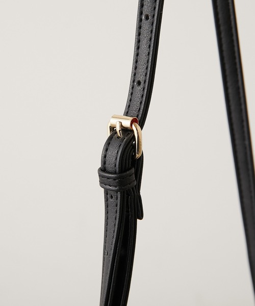 Chico(チコ)の「【新色追加】アソートミニボストンショルダー(ショルダーバッグ・レディース・ブラウン/ブラック/ゼブラ/ブラック系その他/アイボリー/ピンク・FREE)」の20枚目の写真