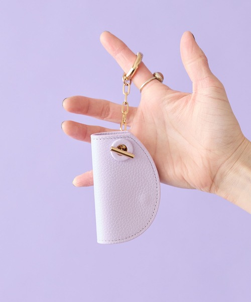 HASHIBAMI（ハシバミ）の「【HASHIBAMI】マンテル キーケース（キーケース/キーアクセサリー・レディース・シルバー/マジェンタ/グレイッシュベージュ/ブラック/モスグリーン/グレイッシュブルー/イエロー/ライトグレー/ライラック/カーキ/ブルーパープル/ブロンズ/オレンジ/ナチュラル/レッド/ボルドー/ネイビー/ライトグリーン/ライトピンク/マルチ/ターコイズブルー/ペールイエロー/ブラウン/レモンイエロー/サンドベージュ/ベビーピンク/チェリーピンク/アクア/ライトイエロー/ライトグリーン系/ふじ色系/ライトオレンジ系/ローズ系/チャコールグレー/ゴールド・FREE）」の19枚目の写真