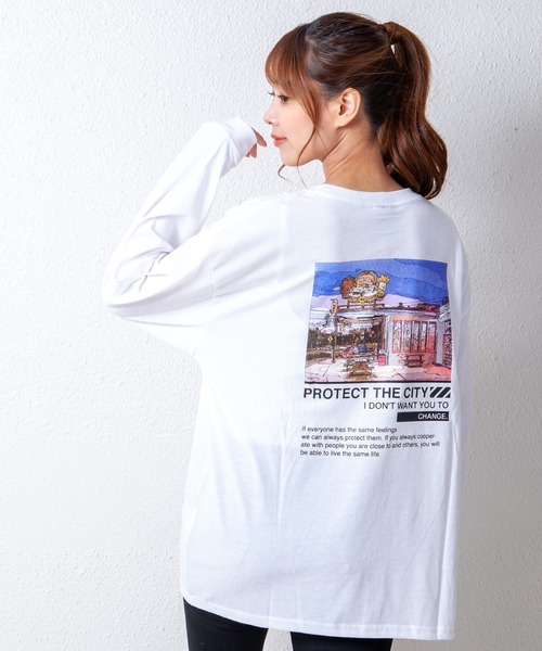 GGD(ジージーディー)の「ビッグシルエットリブ付きロングTシャツ 袖プリント 刺繍 バックプリント フォト風ラバープリント(Tシャツ/カットソー・レディース・ホワイト系その他/ホワイト/ブルー系その他/ブラウン系その他/ブラック系その他2/ブルー/グレー/ブラック/ピンク/ブラック系その他/ブラウン/ホワイト系その他2/ブルー系その他2・L/LL/M)」の4枚目の写真