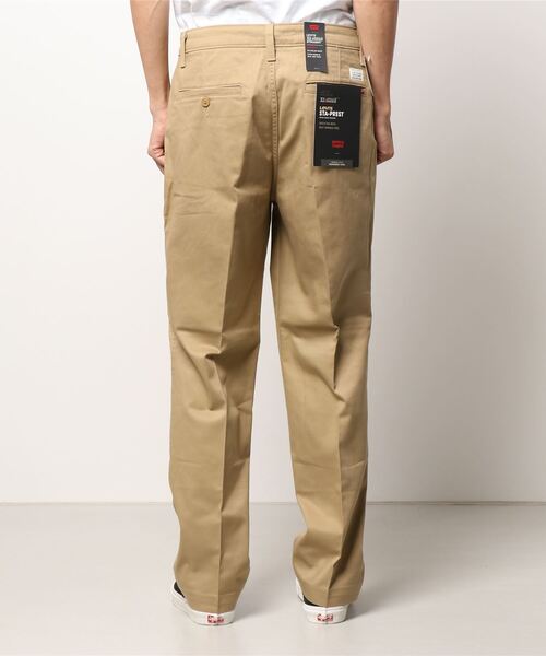 Levi's(リーバイス)の「【Levi's】「STA PREST」 チノストレートパンツ(チノパンツ・メンズ・ベージュ・32inch/30inch/28inch/34inch)」の2枚目の写真