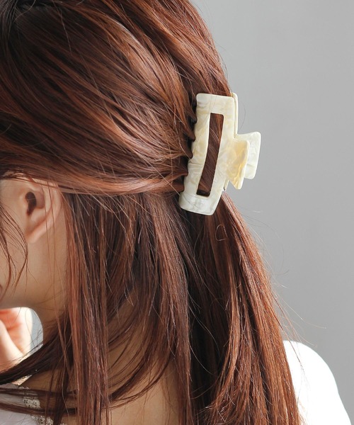 Crisp(クリスプ)の「マーブルクロウクリップ(バレッタ/ヘアクリップ・レディース・ホワイト/アイボリー・FREE)」の9枚目の写真