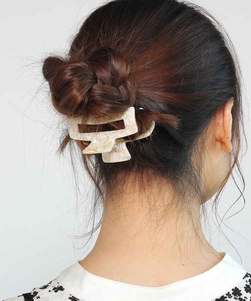 Crisp(クリスプ)の「マーブルクロウクリップ(バレッタ/ヘアクリップ・レディース・ホワイト/アイボリー・FREE)」の13枚目の写真