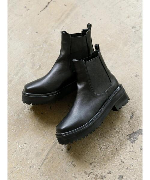 koe(コエ)の「スクエアタンクソールサイドゴアブーツ*(ブーツ・レディース・ブラック・23cm/25cm/24cm)」の2枚目の写真
