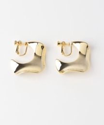 KBF+ | KBF+　ウェービープレートイヤリング∴∴(イヤリング)