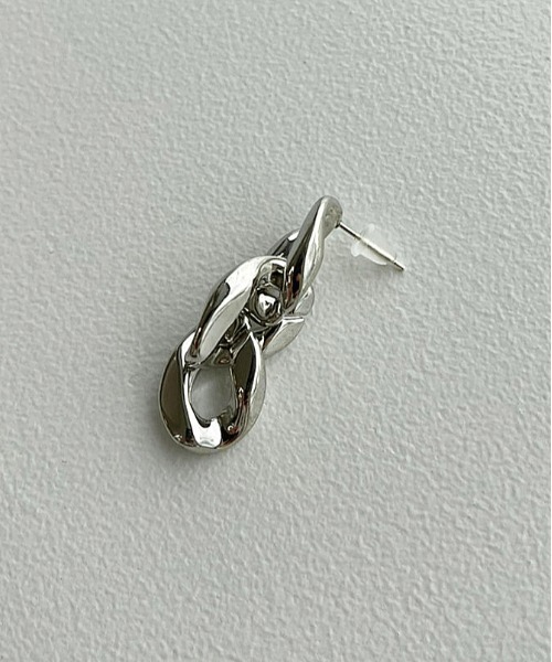 apres jour mignon(アプレジュールミニョン)の「【apresjour mignon×ARIAZ】チェーンピアス(ピアス(両耳用)・レディース・シルバー/ゴールド・ONESIZE)」の3枚目の写真