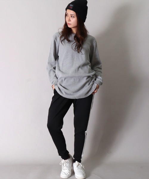 BAYBLO(ベイブロ)の「(BG)【ユニセックス】ワッフル ロング レイヤード 長袖 Tシャツ(Tシャツ/カットソー・メンズ・ブラック/ダークグリーン/ダークブラウン/ネイビー/オフホワイト/ダークグレー/サンドベージュ/杢グレー/グレイッシュベージュ・MEDIUM/LARGE/X-LARGE)」の17枚目の写真