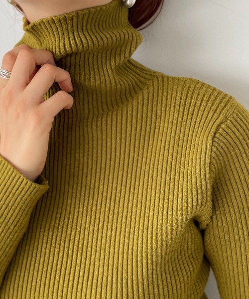 210nouve（トゥージュヌーブ）の「タートルネックリブニット（ニット/セーター・レディース・ホワイト/ブラック/ブラウン/パープル/カーキ/ベージュ・FREE）」の19枚目の写真