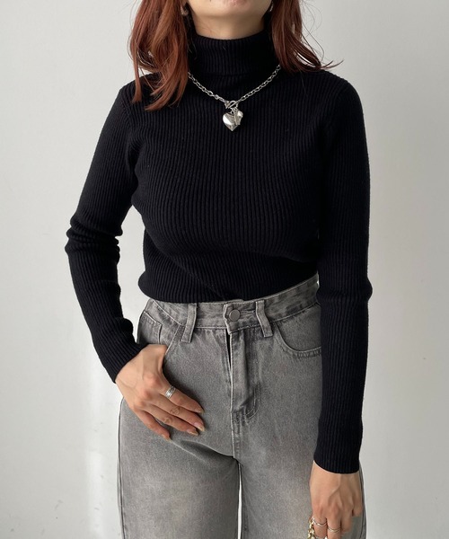 210nouve（トゥージュヌーブ）の「タートルネックリブニット（ニット/セーター・レディース・ホワイト/ブラック/ブラウン/パープル/カーキ/ベージュ・FREE）」の8枚目の写真