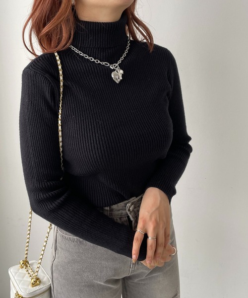 210nouve（トゥージュヌーブ）の「タートルネックリブニット（ニット/セーター・レディース・ホワイト/ブラック/ブラウン/パープル/カーキ/ベージュ・FREE）」の9枚目の写真