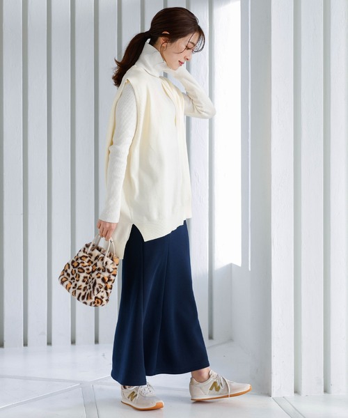 KOBE LETTUCE（コウベレタス）の「深Vネックニットベスト（ベスト