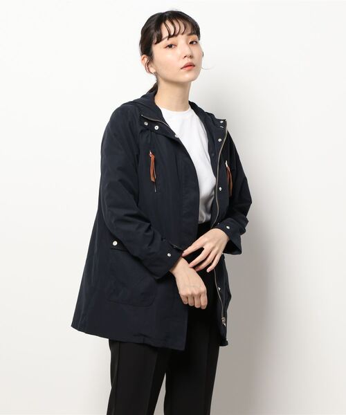 BELLUNA PLUS(ベルーナ)の「ボアライナー付マウンテンパーカー(マウンテンパーカー・レディース・マスタード/ネイビー・LARGE/X-LARGE/MEDIUM)」の9枚目の写真