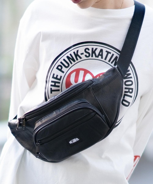 X-girl（エックスガール）の「CARGO POCKET WAIST POUCH（ボディバッグ/ウエストポーチ・レディース・ブラック/ライトブルー・ONE SIZE）」の2枚目の写真