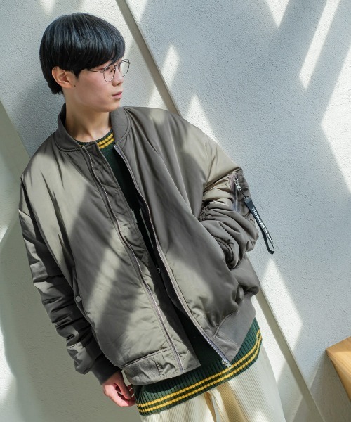 SIDEWAY STANCE（サイドウェイスタンス）の「【SIDEWAY STANCE】ビッグシルエット MA-1 ミリタリー ジャケット（MA-1・メンズ・カーキ/ブラック・LARGE/MEDIUM）」の13枚目の写真