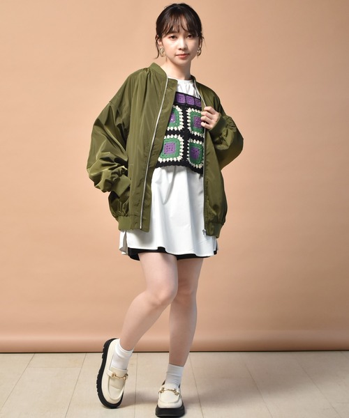 ems excite（エムズエキサイト）の「ルーズMA-1（MA-1・レディース・アイボリー/ブラック/グリーン・FREE）」の14枚目の写真