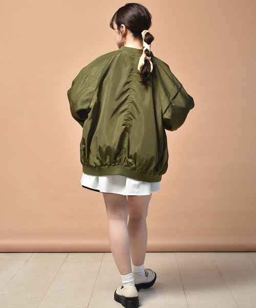 ems excite（エムズエキサイト）の「ルーズMA-1（MA-1・レディース・アイボリー/ブラック/グリーン・FREE）」の15枚目の写真