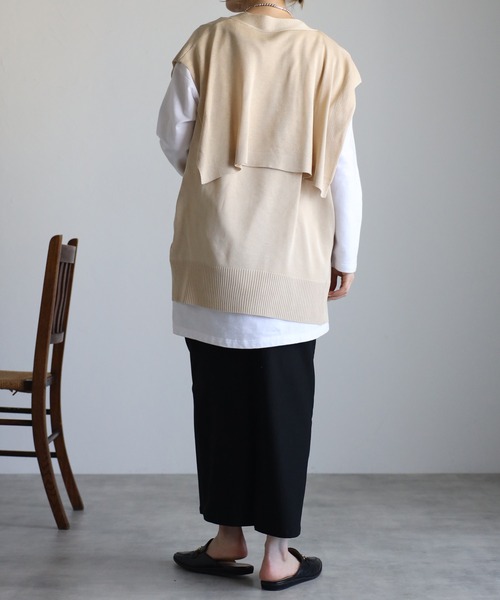 r.（アールドット）の「リネンタッチセーラーカラーノースリーブニットトップス（ベスト・レディース・ライトグレー/ブラック/ネイビー/ライトベージュ・FREE）」の20枚目の写真