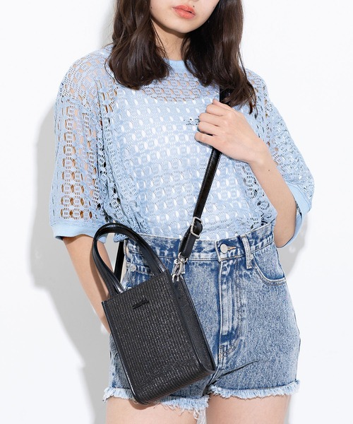 X-girl（エックスガール）の「2WAY MINI SHOULDER BAG（ショルダーバッグ・レディース・ブラック/イエロー・ONE SIZE）」の17枚目の写真