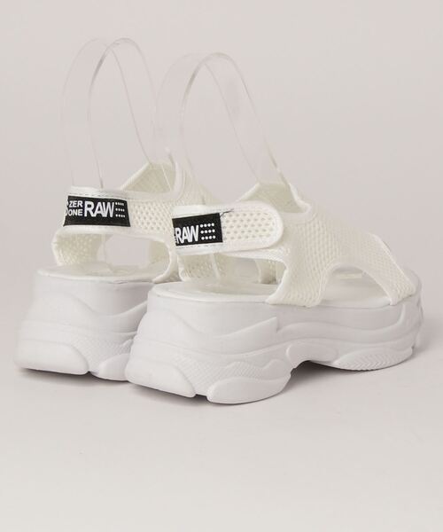 E.TOKYO（イートーキョー）の「E.TOKYO /厚底サンダル スポーツサンダル (XSWY0729)（サンダル・レディース・ホワイト/ブラック・38/37/39/40/36/35）」の5枚目の写真