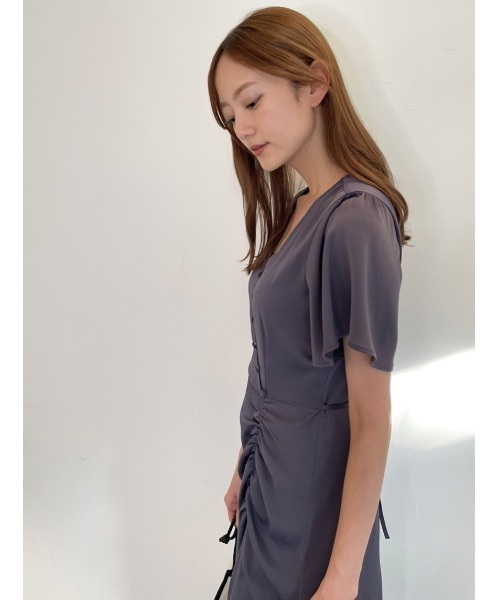 【新品未使用】　FRAY I.D ❤️ フローサテンナローギャザーワンピース FRAY I.D（フレイアイディー）の「フローサテンナローギャザー