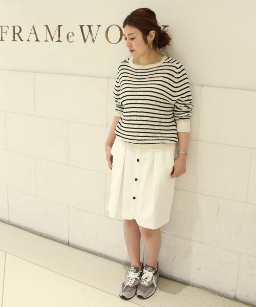 FRAMeWORK（フレームワーク）の「フロントオープン ギャザースカート。（スカート・レディース・ブラック/ホワイト/ベージュ/カーキ・36/38/40）」の6枚目の写真