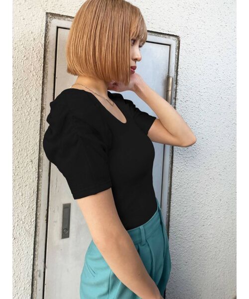 EMODA（エモダ）の「タックスリーブパフトップス（Tシャツ/カットソー・レディース・ホワイト/ブラック/ブルー/その他・FREE）」の6枚目の写真