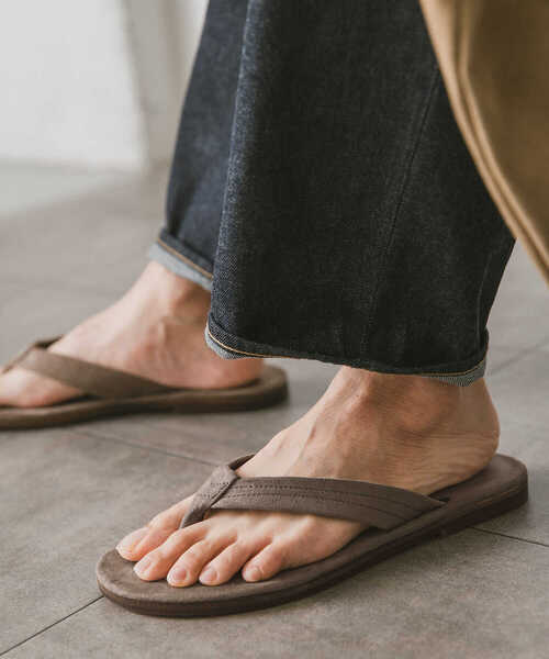 URBAN RESEARCH DOORS（アーバンリサーチドアーズ）の「Made in Japan トングサンダル（サンダル・メンズ・ブラック/ベージュ/グレー系その他・L/M）」の2枚目の写真