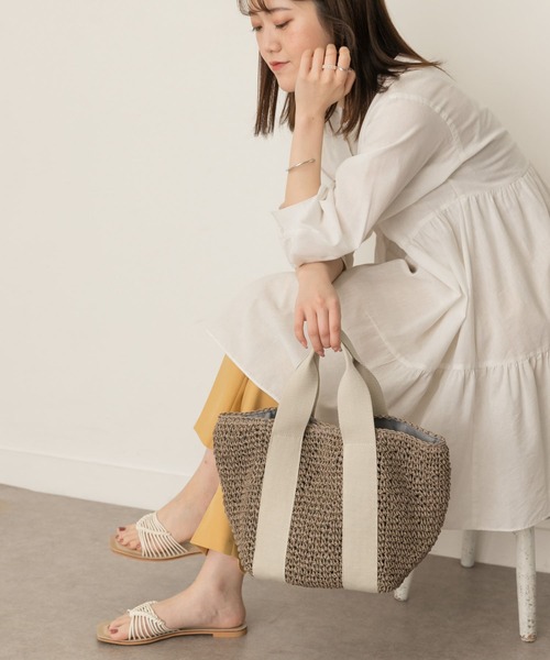 RODE SKO（ロデスコ）の「テープハンドルペーパートートバッグ（トートバッグ・レディース・グレー/ナチュラル・ONE）」の6枚目の写真