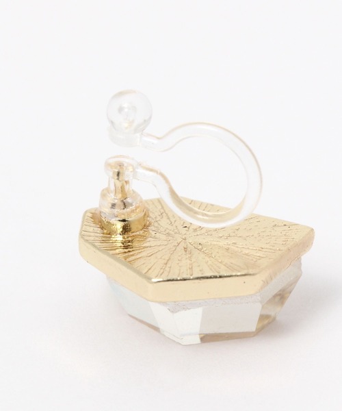 LAKOLE（ラコレ）の「ポイントカラーノンホールピアス / 275544（イヤリング・レディース・その他2/その他1・FREE）」の4枚目の写真